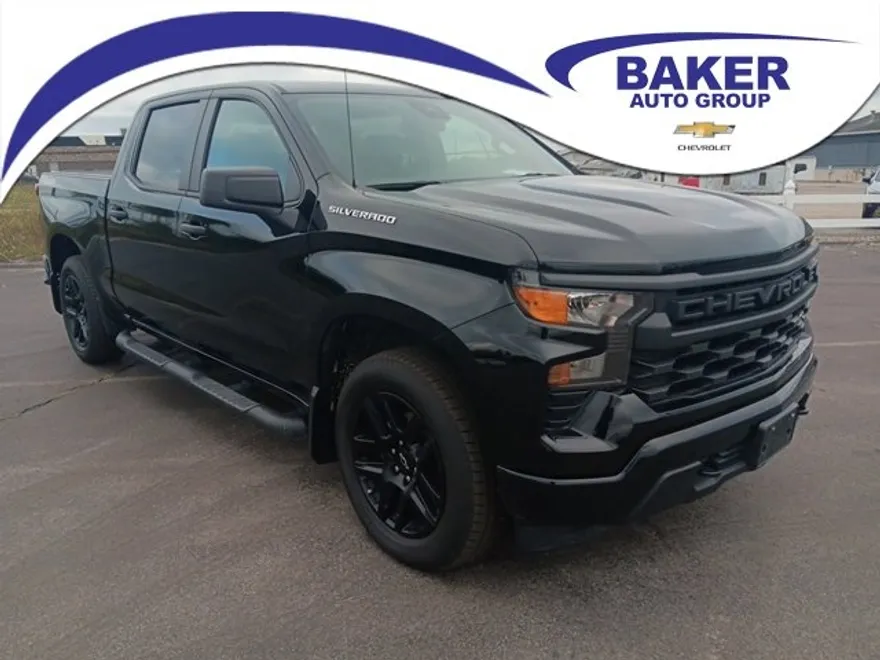 2023 Chevrolet Silverado 1500 Custom photo 1