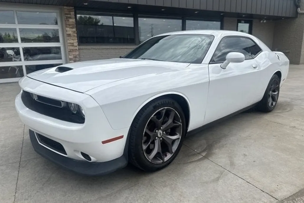 2019 Dodge Challenger GT photo 1