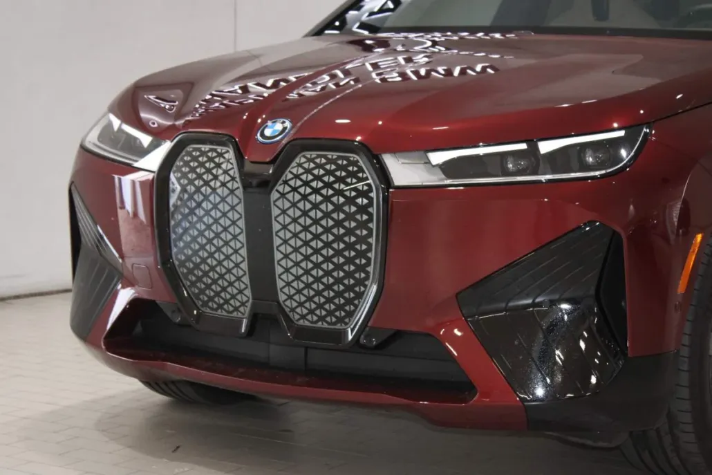 2025 Bmw iX photo 1