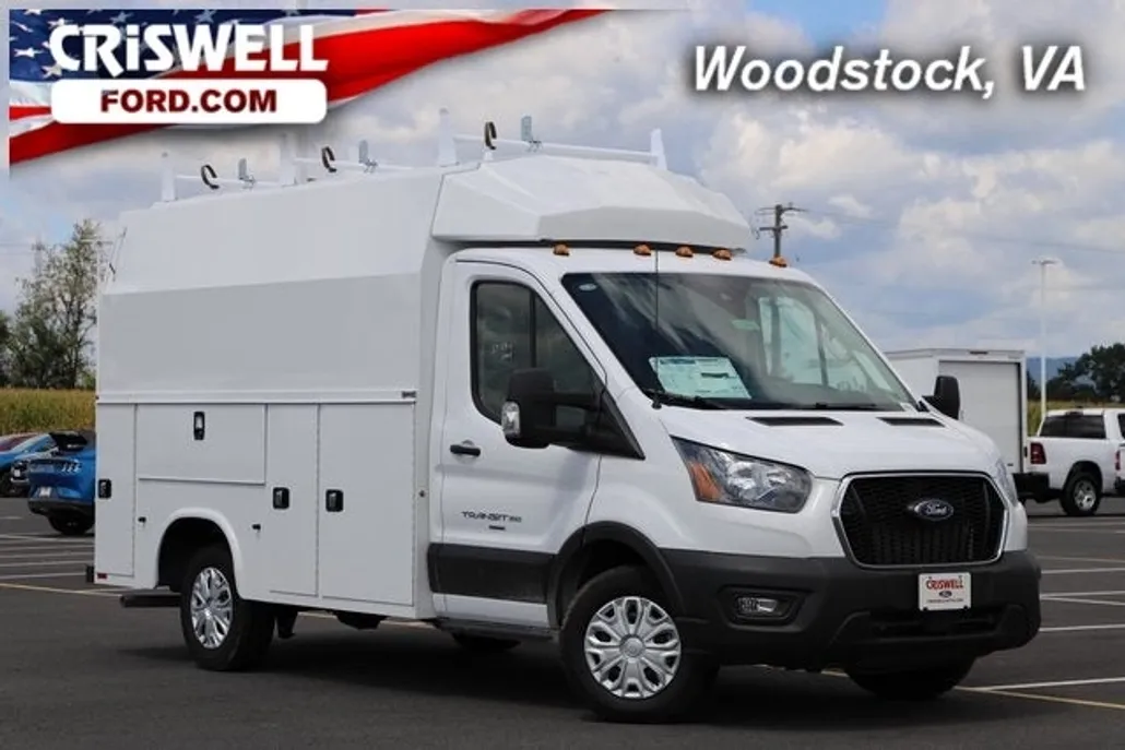 2025 Ford Transit photo 1