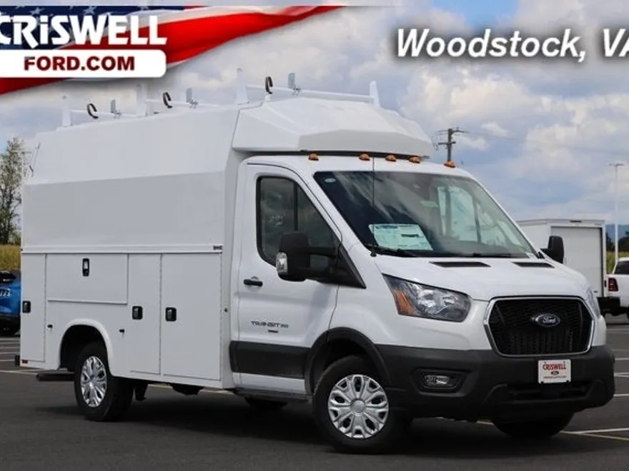2025 Ford Transit photo 1