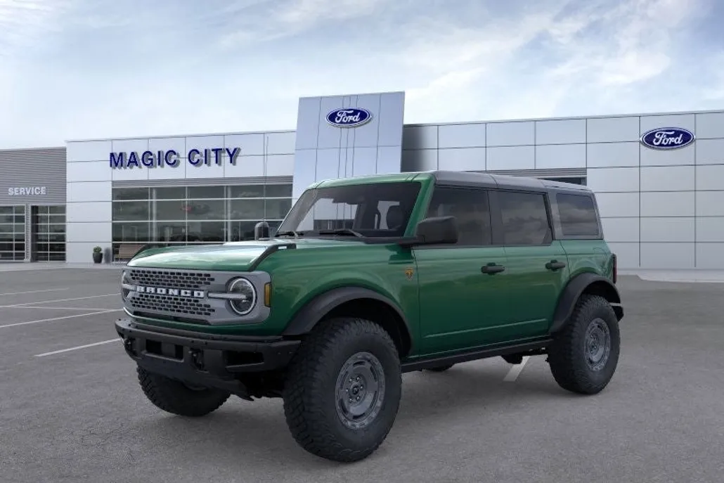 2025 Ford Bronco Badlands photo 1