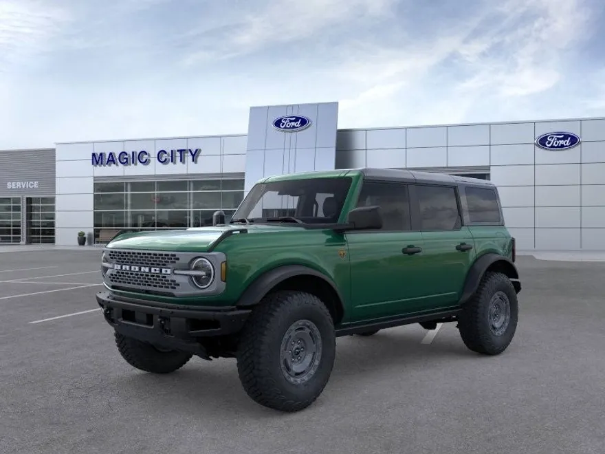 2025 Ford Bronco Badlands photo 1