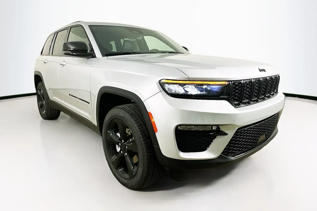 2025 Jeep Grand Cherokee Limited photo 1