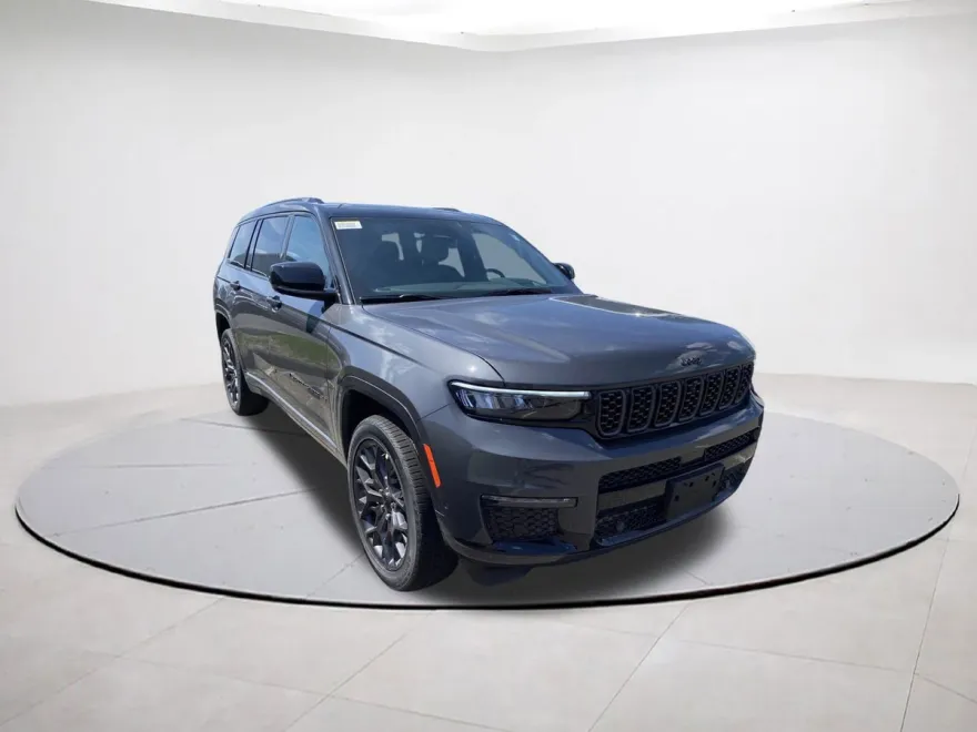 2025 Jeep Grand Cherokee L Summit Reserve photo 1