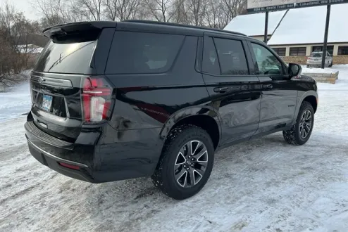 2021 Chevrolet Tahoe Z71 photo 3