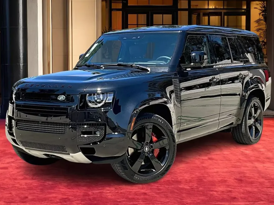 2025 Land Rover Defender 130 X photo 1