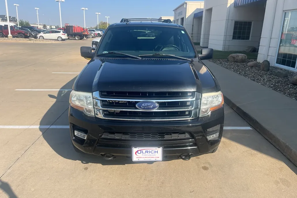 2015 Ford Expedition EL XLT photo 1