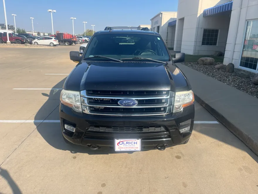 2015 Ford Expedition EL XLT photo 1