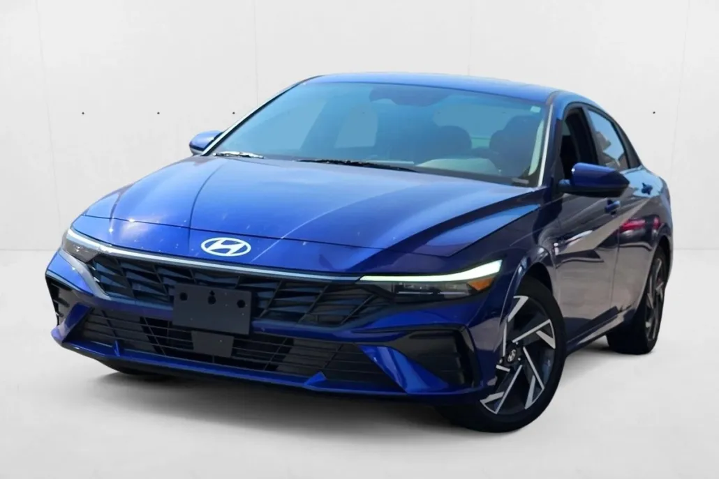 2024 Hyundai Elantra SEL Convenience photo 1