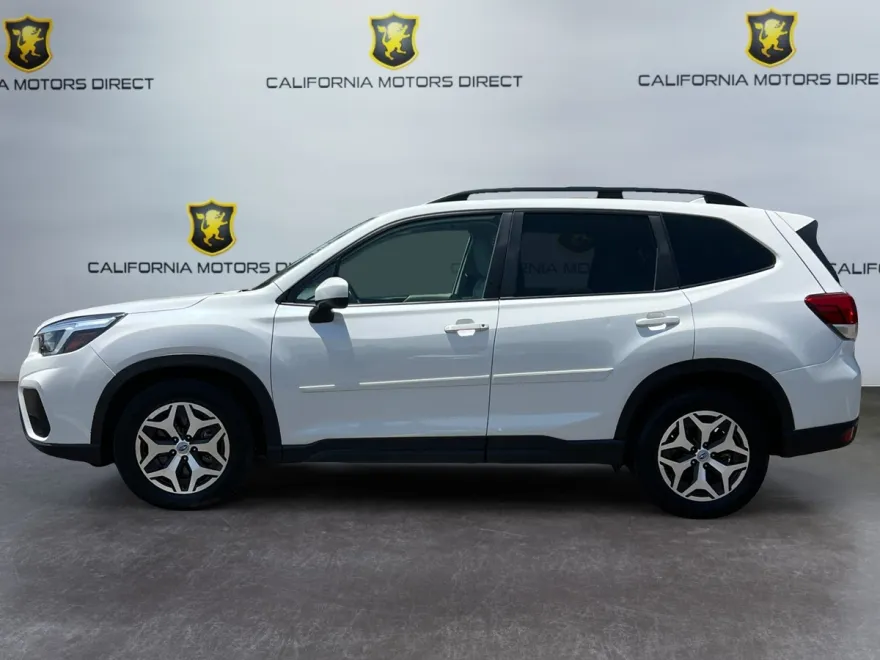 2021 Subaru Forester Premium photo 1