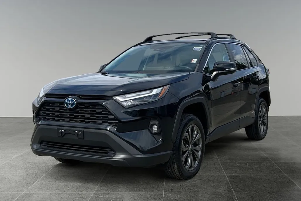 2022 Toyota RAV4 Hybrid XLE Premium photo 1