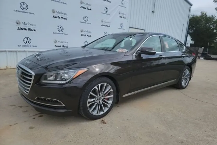 2015 Hyundai Genesis 3.8 photo 1