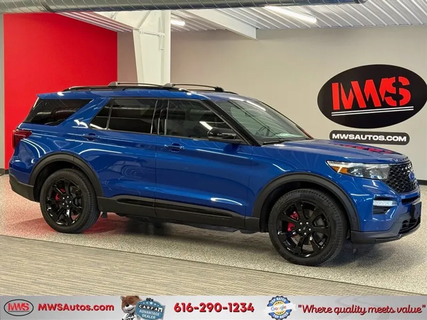 2020 Ford Explorer ST photo 1