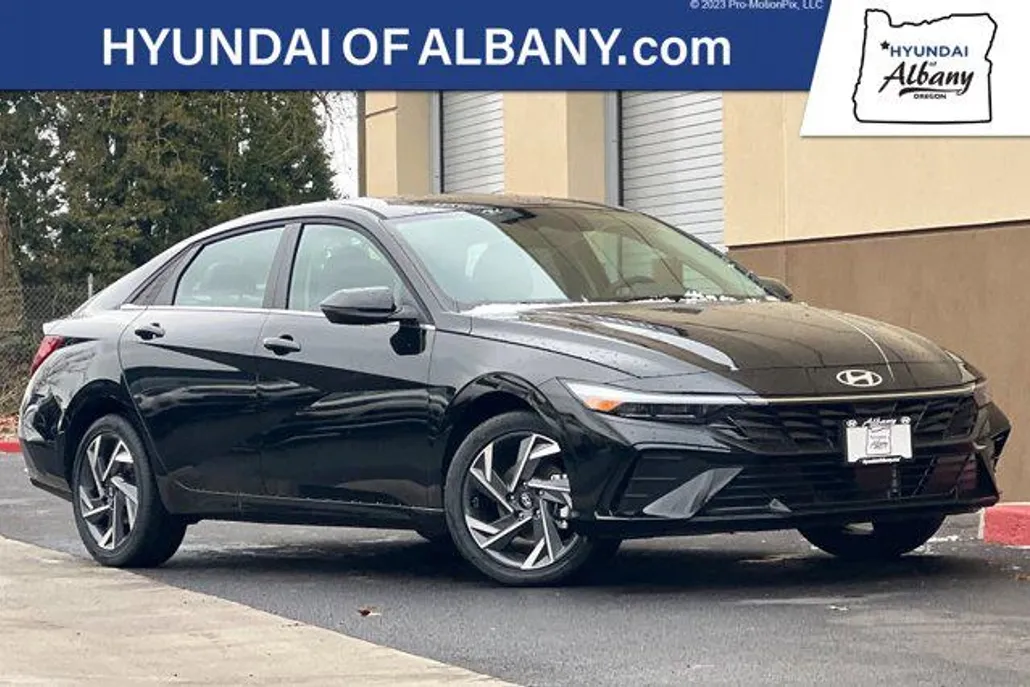2025 Hyundai Elantra Hybrid Limited photo 1