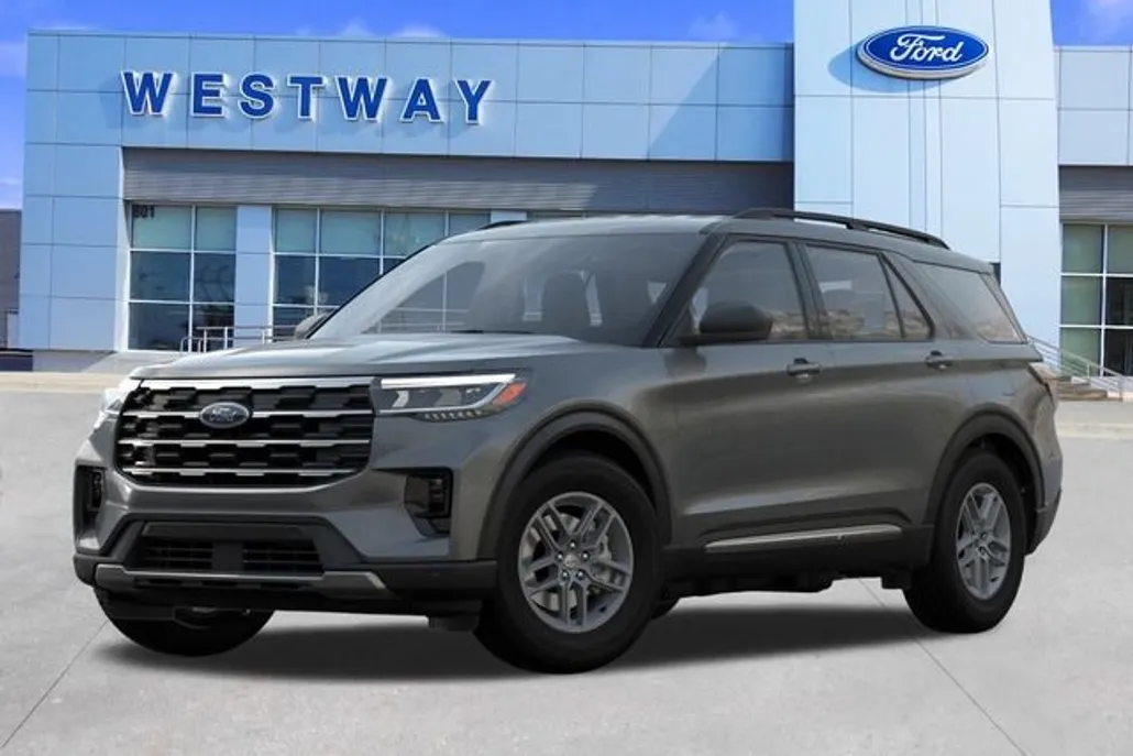 2025 Ford Explorer photo 1