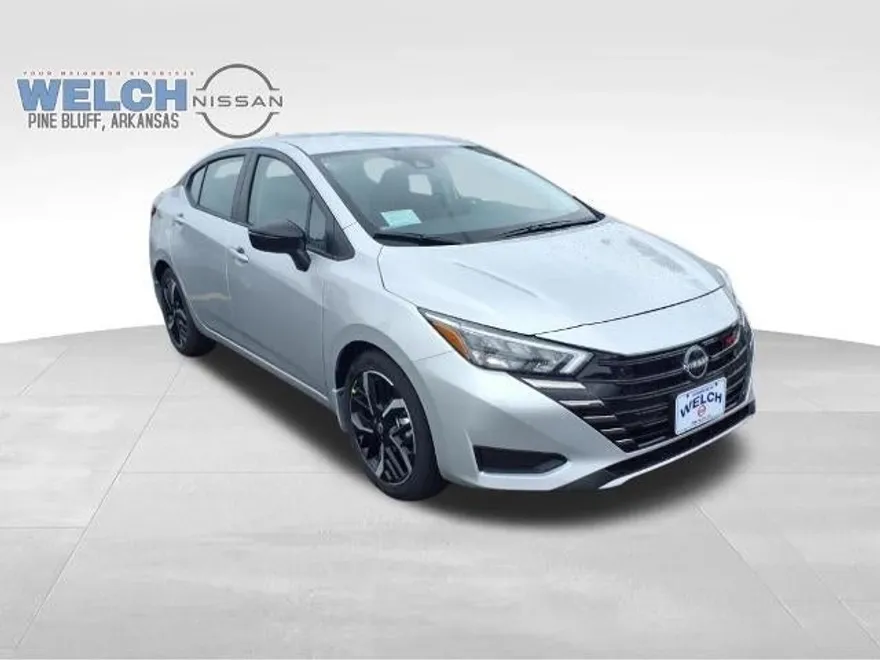 2025 Nissan Versa SR photo 1