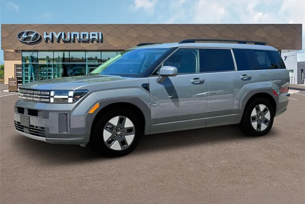 2025 Hyundai Santa Fe SEL photo 1