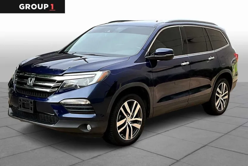 2016 Honda Pilot Elite photo 1