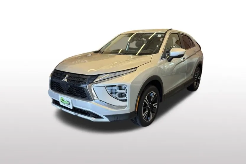 2024 Mitsubishi Eclipse Cross SE photo 1