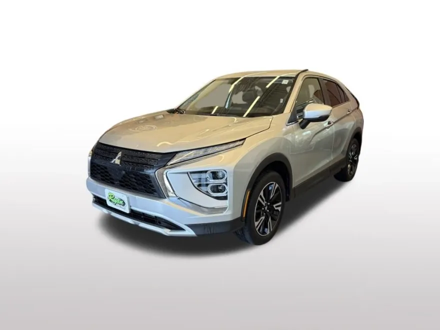 2024 Mitsubishi Eclipse Cross SE photo 1