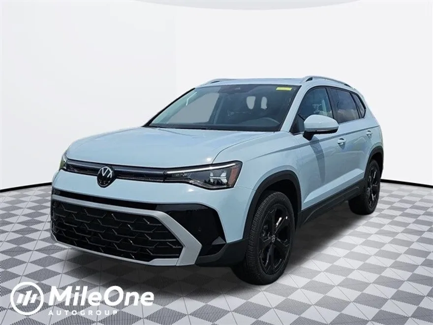 2025 Volkswagen Taos SEL photo 1