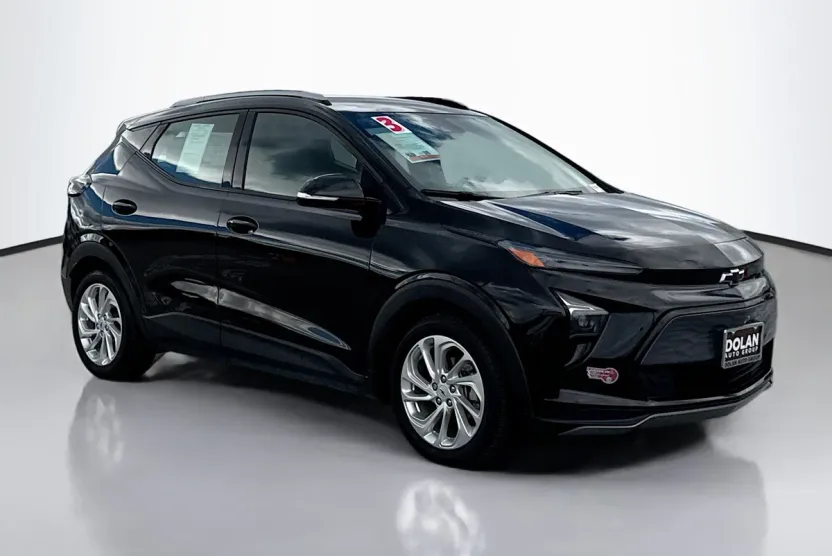 2023 Chevrolet Bolt EUV photo 1