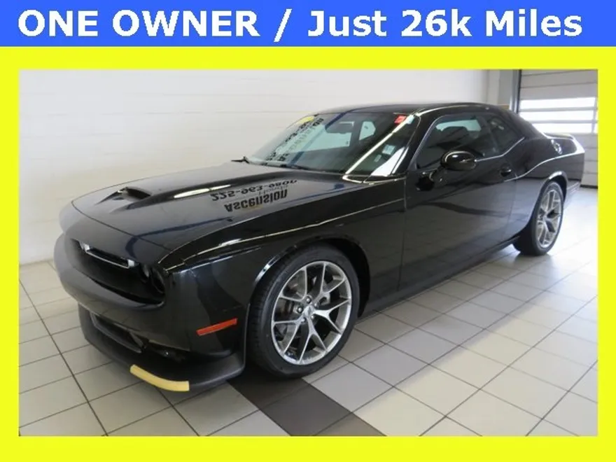 2023 Dodge Challenger GT photo 1