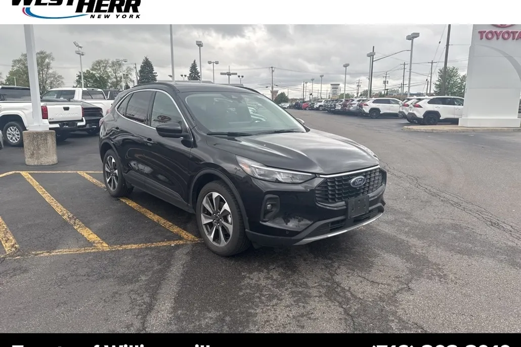 2024 Ford Escape Platinum photo 1
