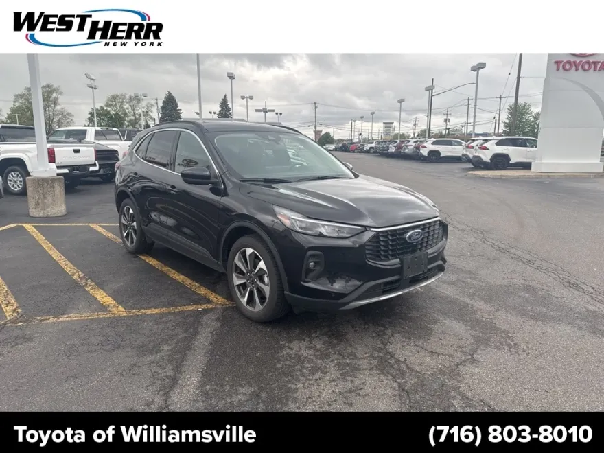 2024 Ford Escape Platinum photo 1