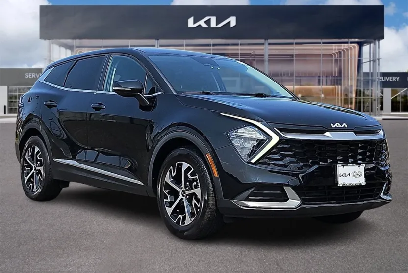 2023 Kia Sportage EX photo 1