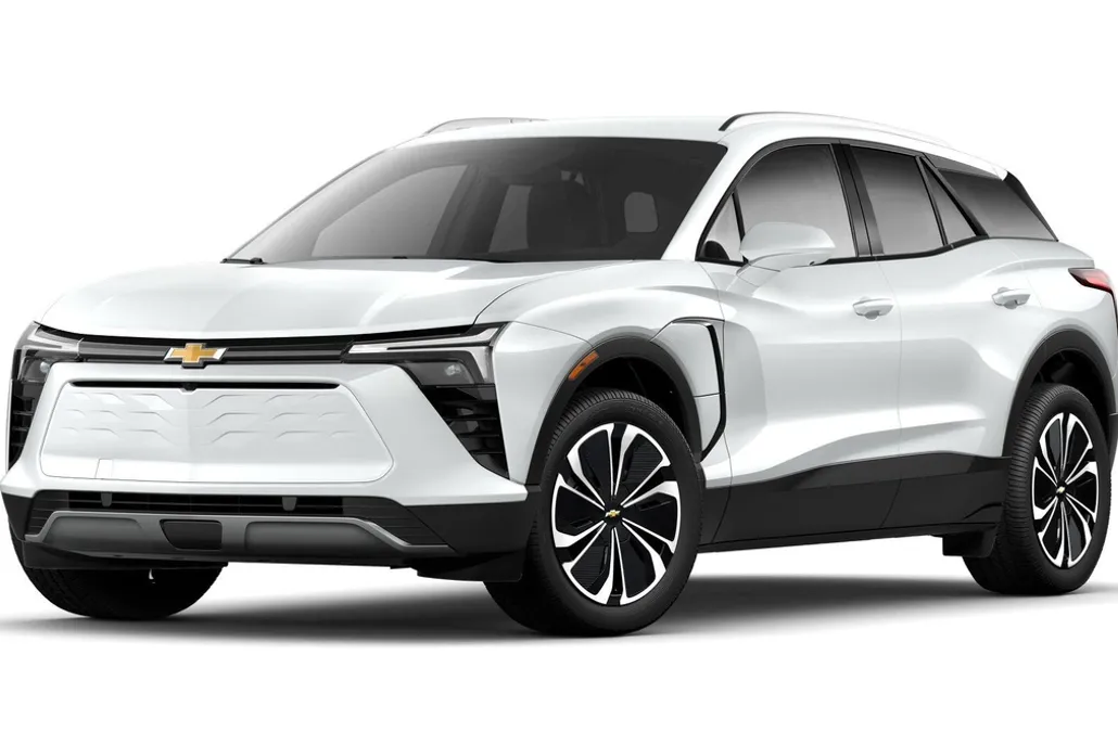 2024 Chevrolet Blazer EV photo 1