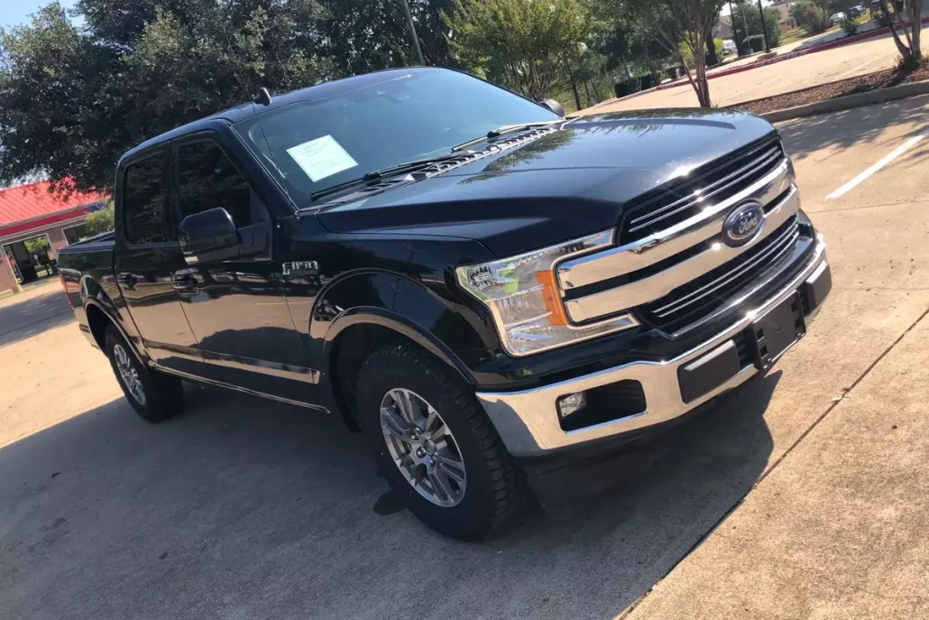 2019 Ford F-150 Lariat photo 1