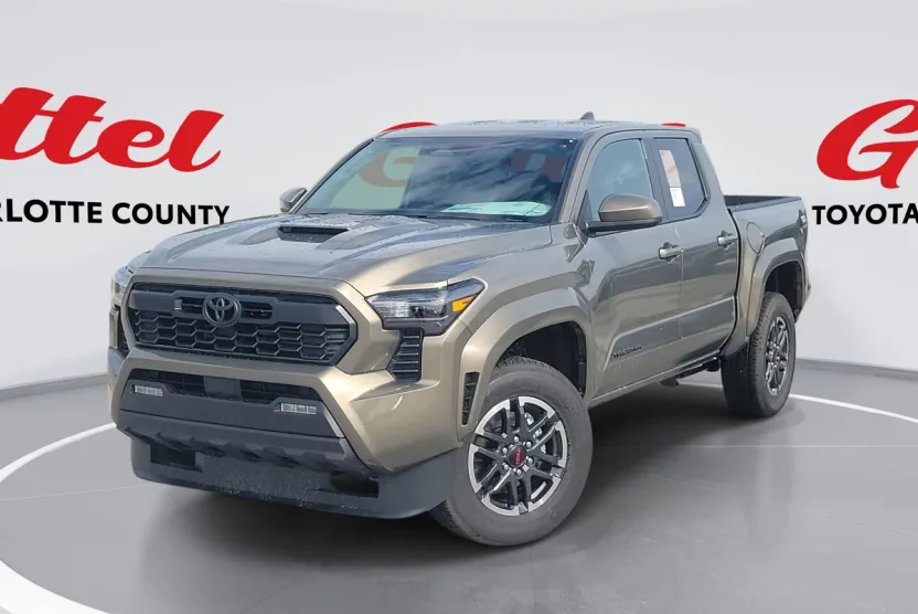 2025 Toyota Tacoma TRD Sport Double Cab photo 1