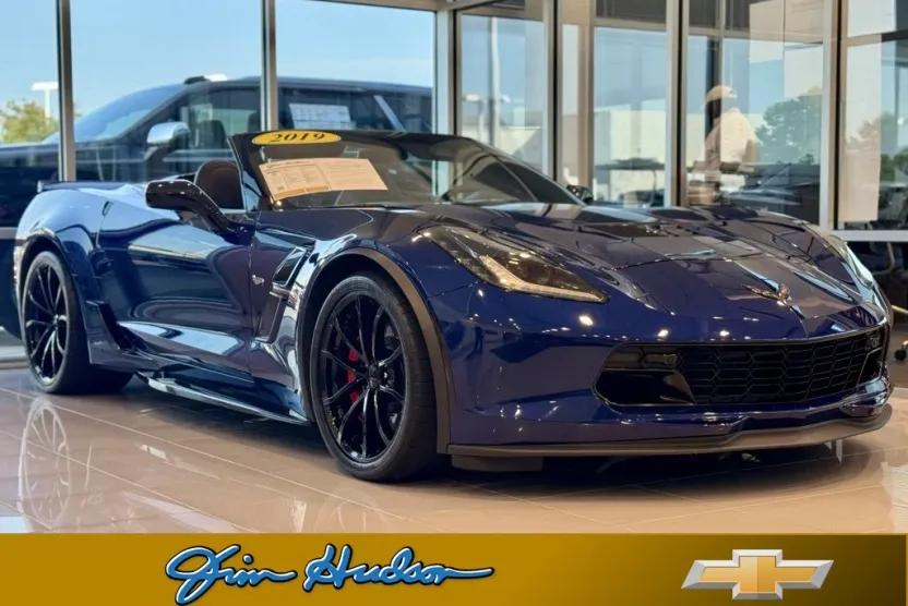 2019 Chevrolet Corvette Grand Sport 2LT photo 1