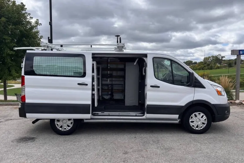 2021 Ford Transit Cargo Van photo 1