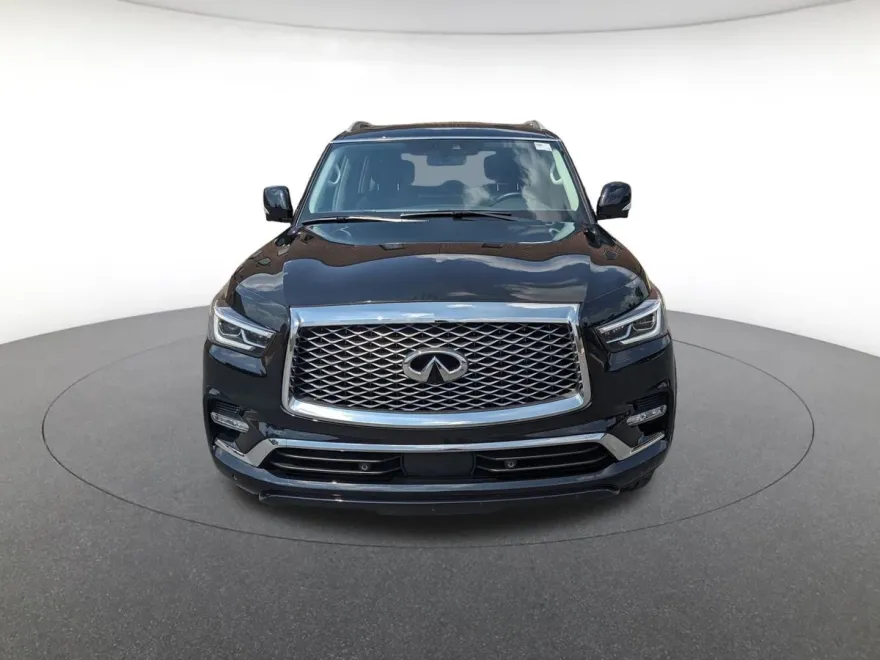 2024 Infiniti QX80 Luxe photo 1