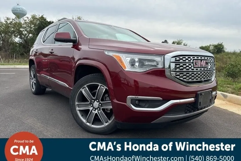 2017 Gmc Acadia Denali photo 1