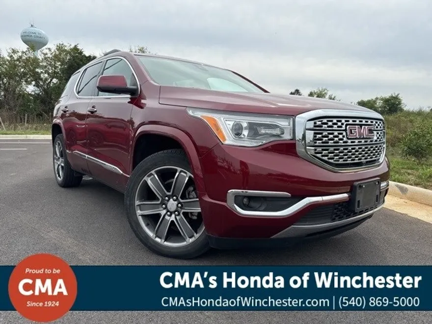 2017 Gmc Acadia Denali photo 1