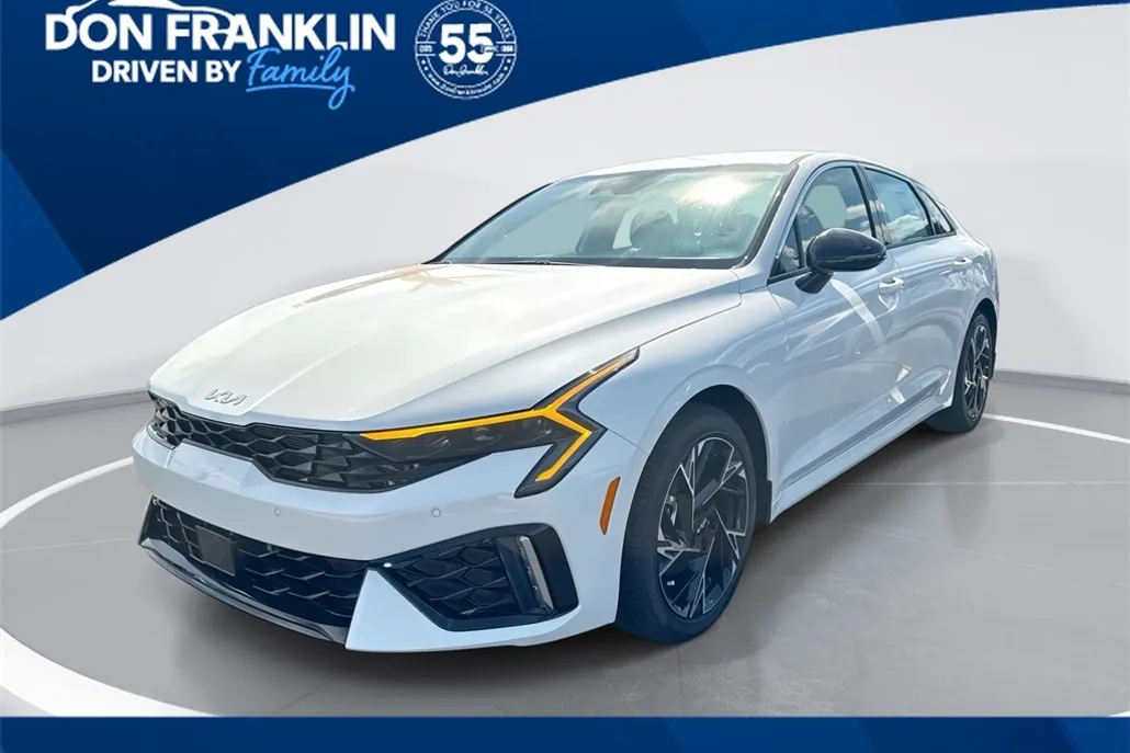 2026 Kia K5 GT-Line photo 1
