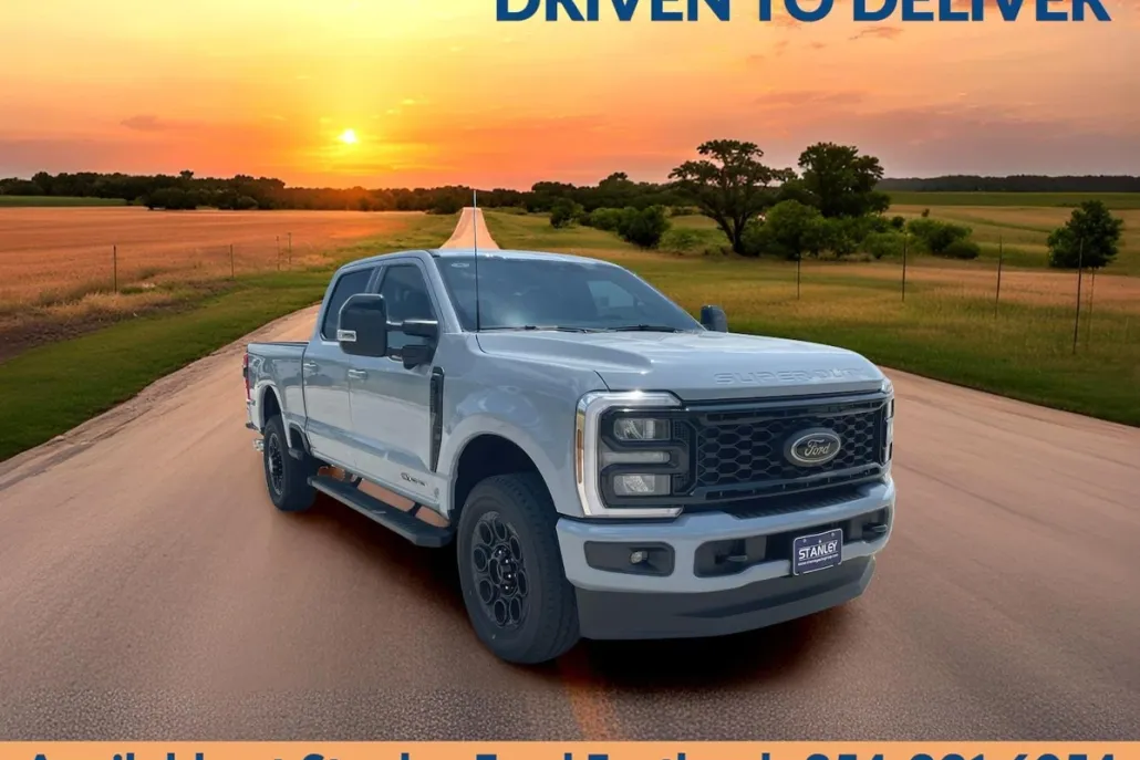 2025 Ford F-250 Lariat photo 1