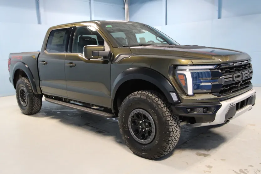 2025 Ford F-150 Raptor photo 1