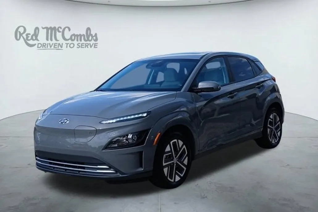 2023 Hyundai Kona Electric SEL photo 1