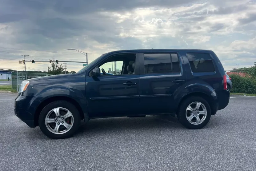 2012 Honda Pilot EX-L Sport photo 1
