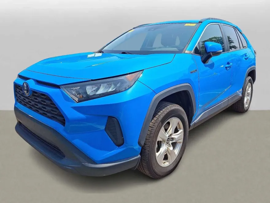 2021 Toyota RAV4 Hybrid LE photo 1