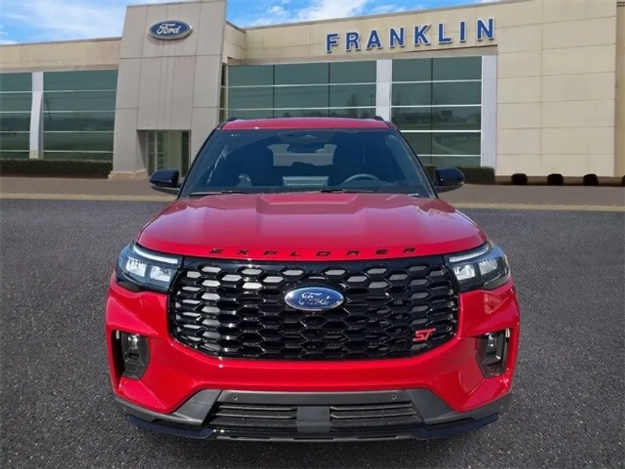 2025 Ford Explorer ST photo 1
