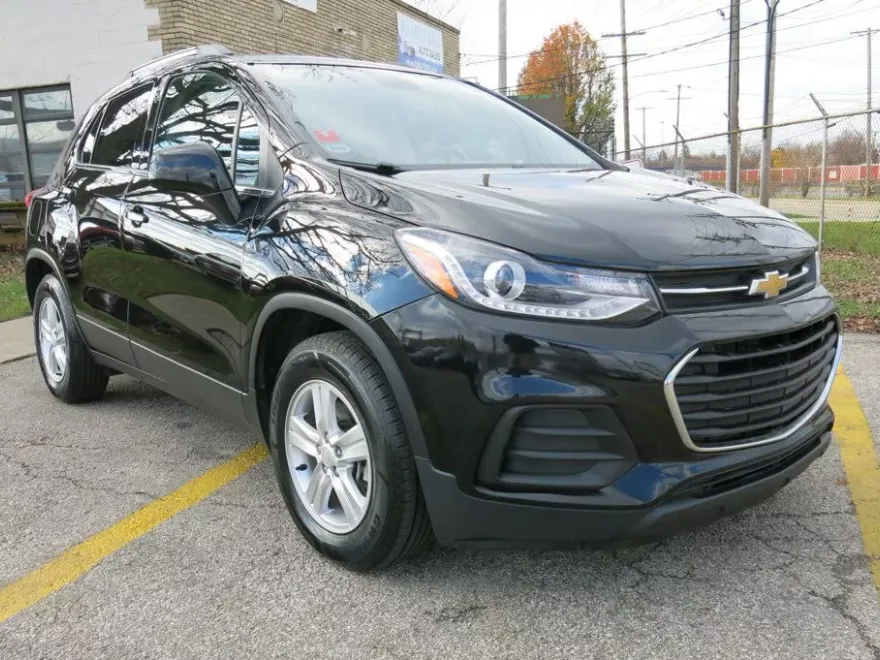 2019 Chevrolet Trax LT photo 1