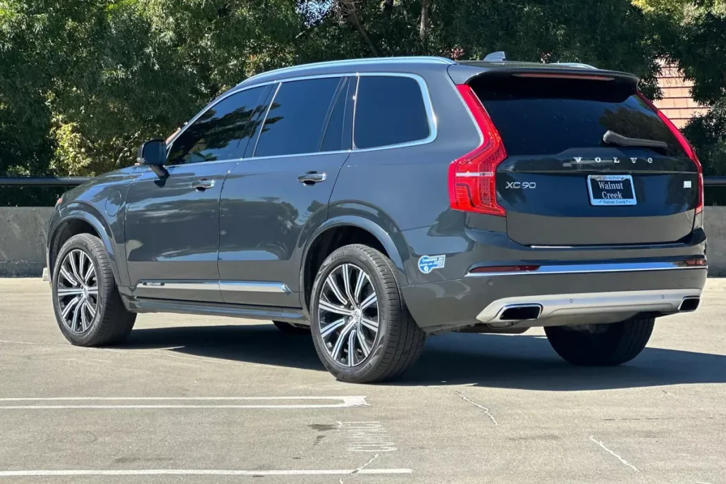 2021 Volvo XC90 Recharge T8 Inscription photo 1