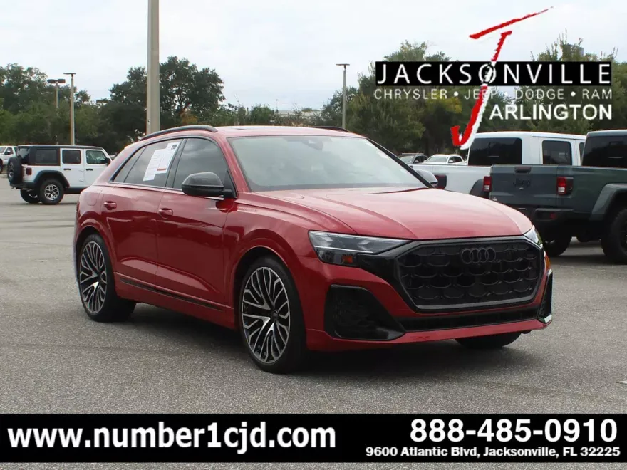 2024 Audi SQ8 Prestige photo 1