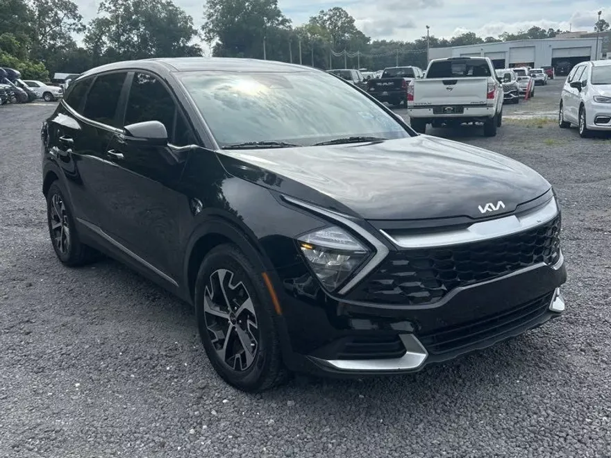 2023 Kia Sportage EX photo 1
